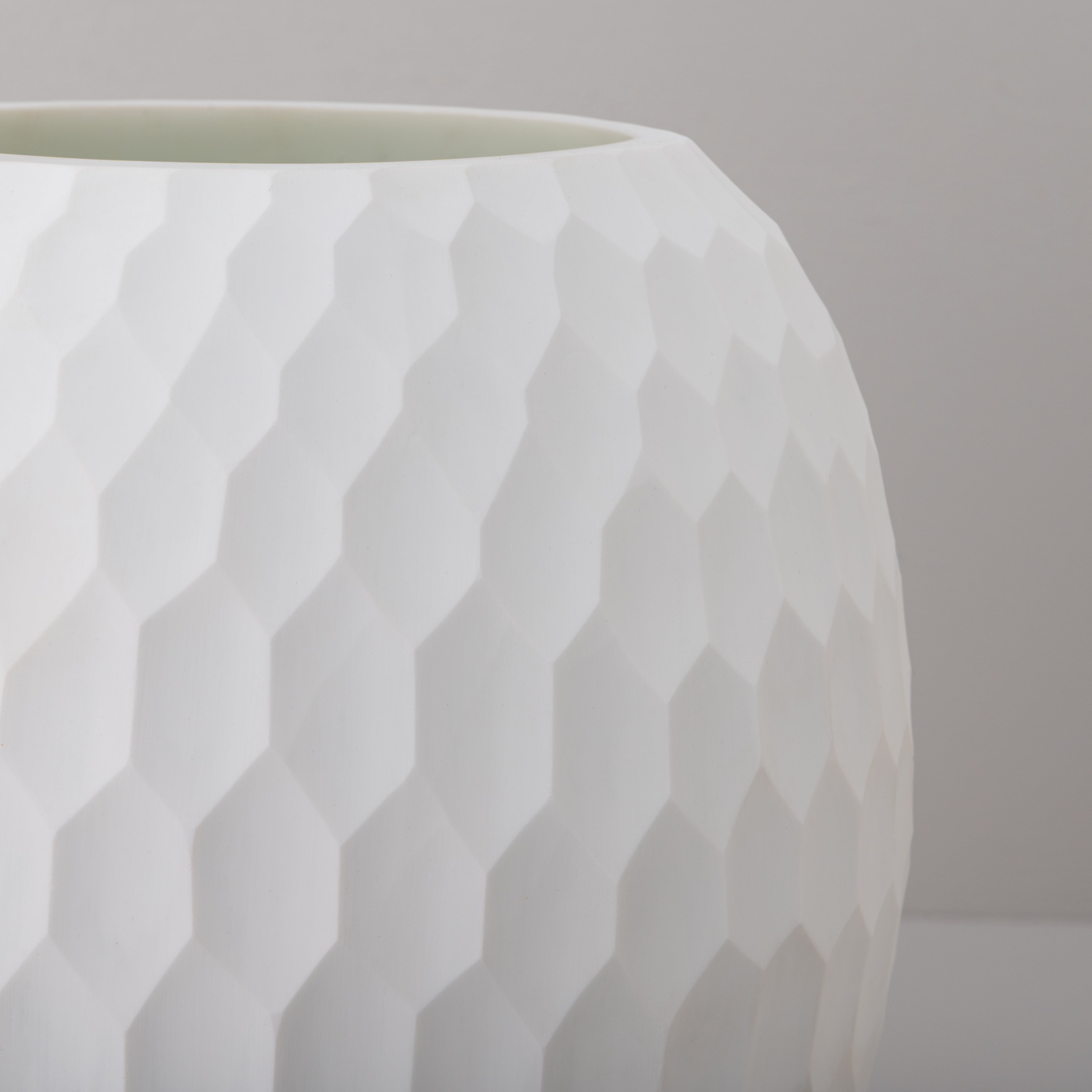 Linear Frost – Handcrafted Glass Vase