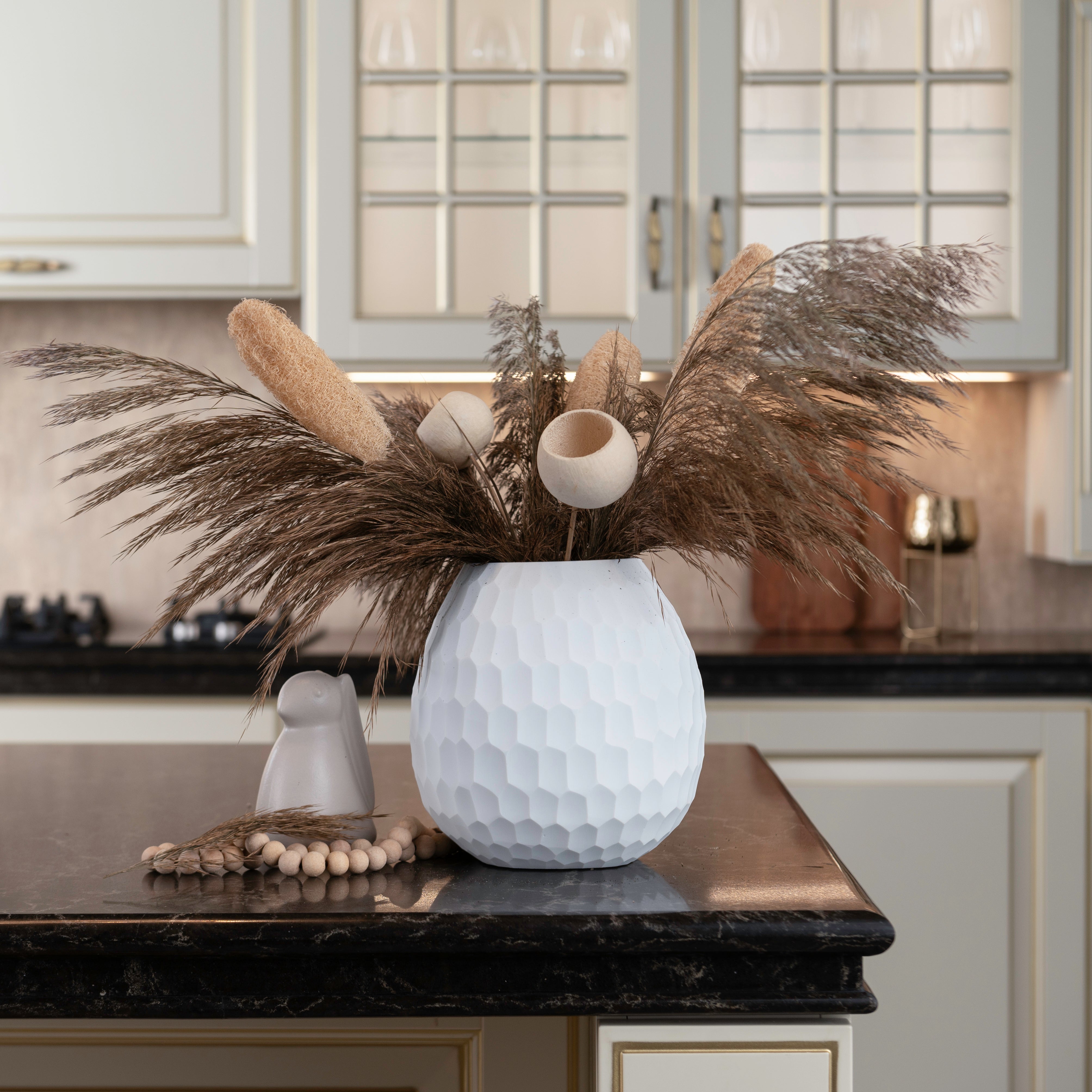 Linear Frost – Handcrafted Glass Vase