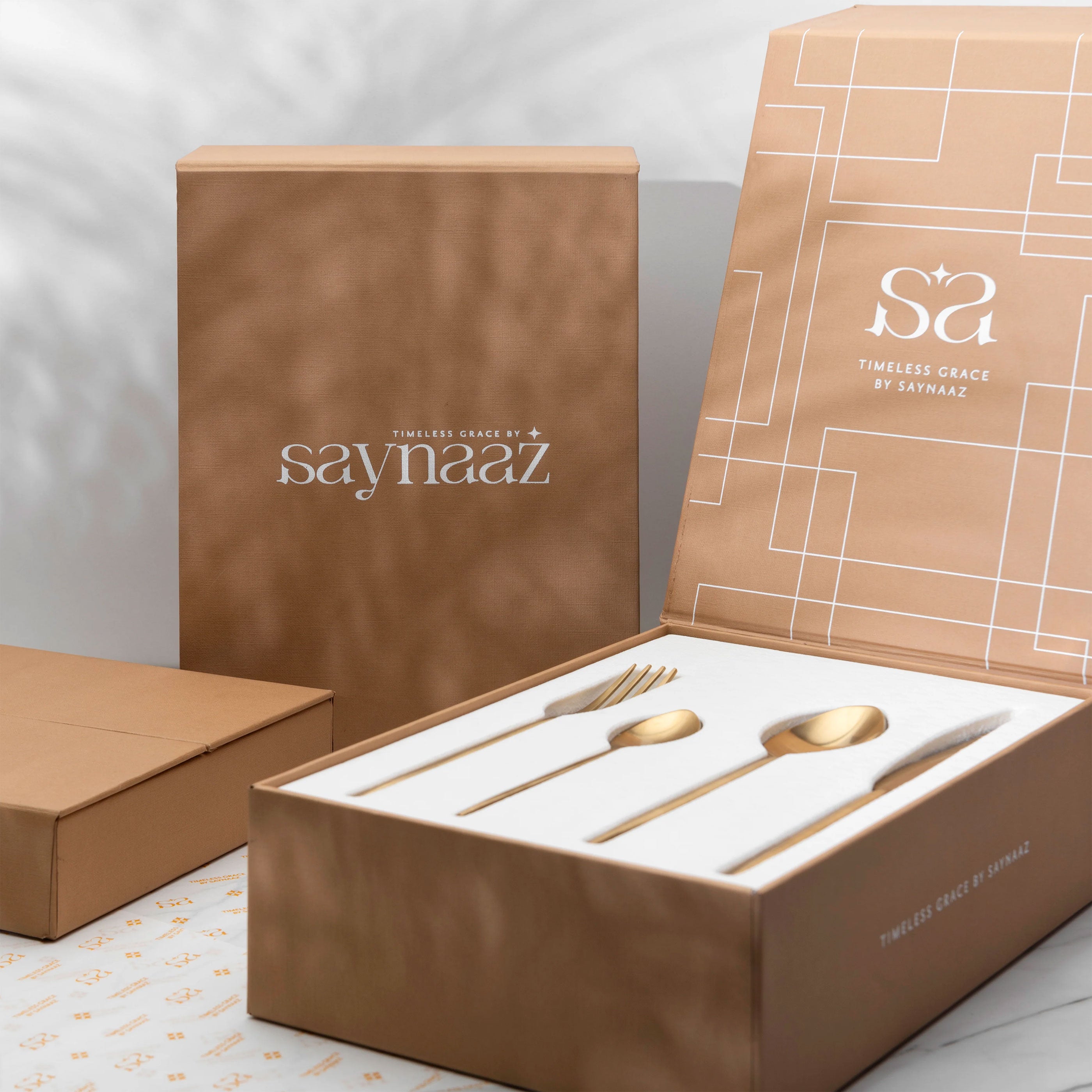 Cutlery Set Luxury Gold Finish Symphony of Elegance 16 pcs. set