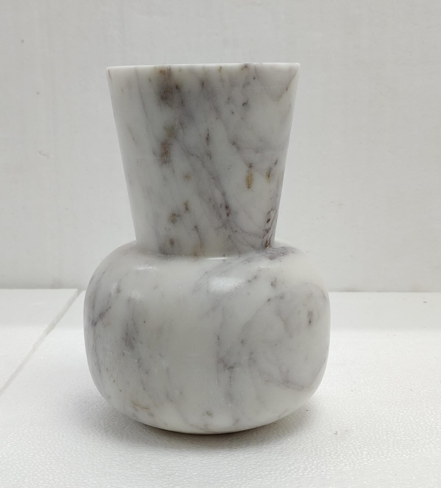 Alpine Curve Vase